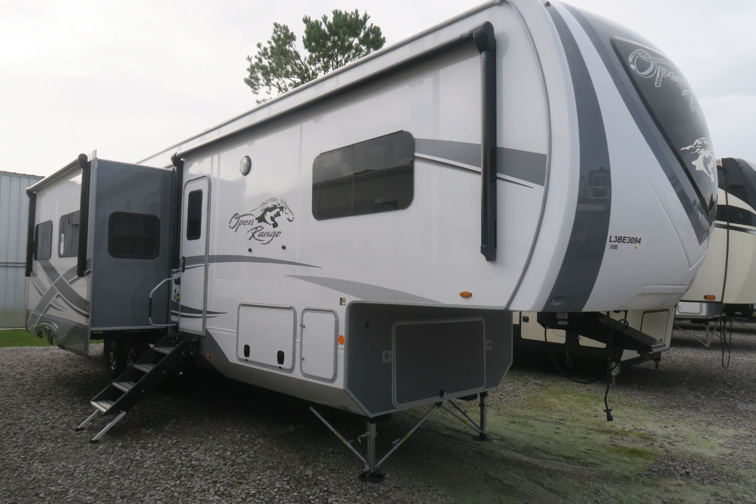 NEW 2020 OPEN RANGE 374BHS Overview Berryland Campers