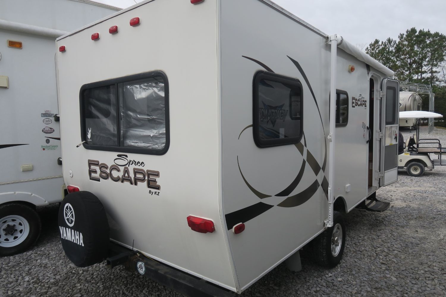 USED 2011 SPREE ESCAPE 19 Overview Berryland Campers