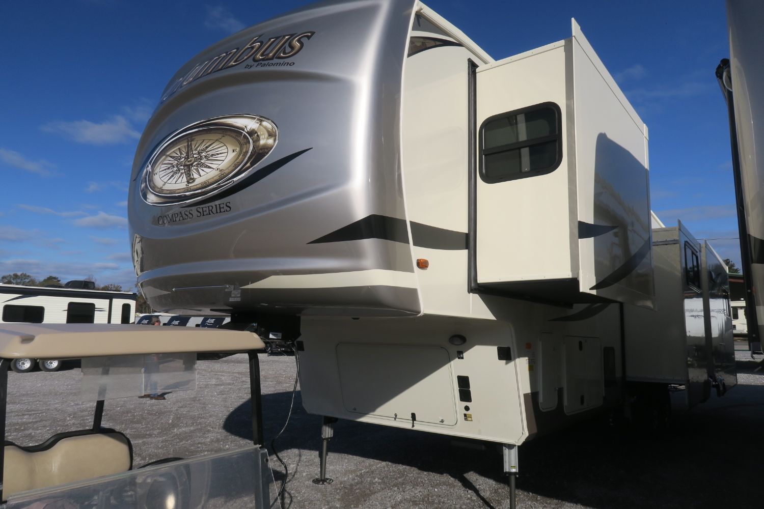 NEW 2019 COLUMBUS COMPASS 378MBC Overview Berryland Campers