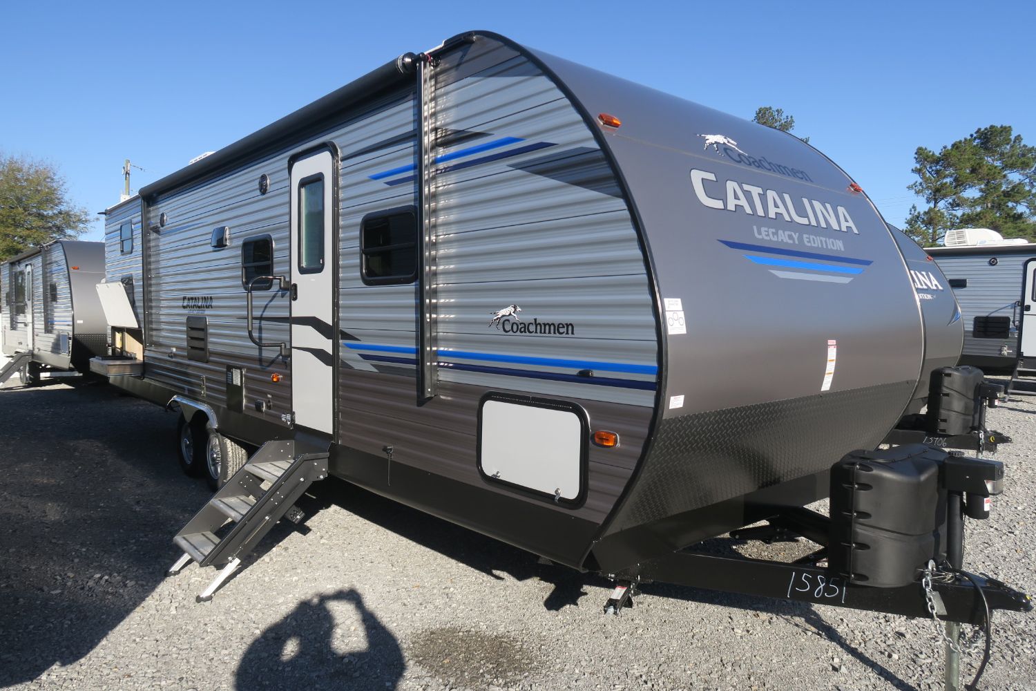 NEW 2019 CATALINA LEGACY EDITION 293QBCKLE - Overview | Berryland Campers