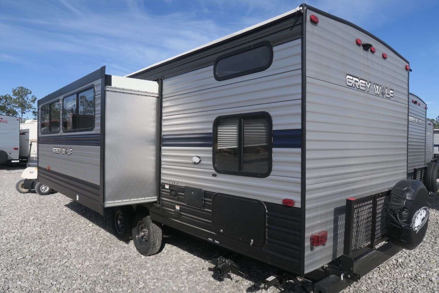 NEW 2019 CHEROKEE GREY WOLF 26DBH - Overview | Berryland Campers