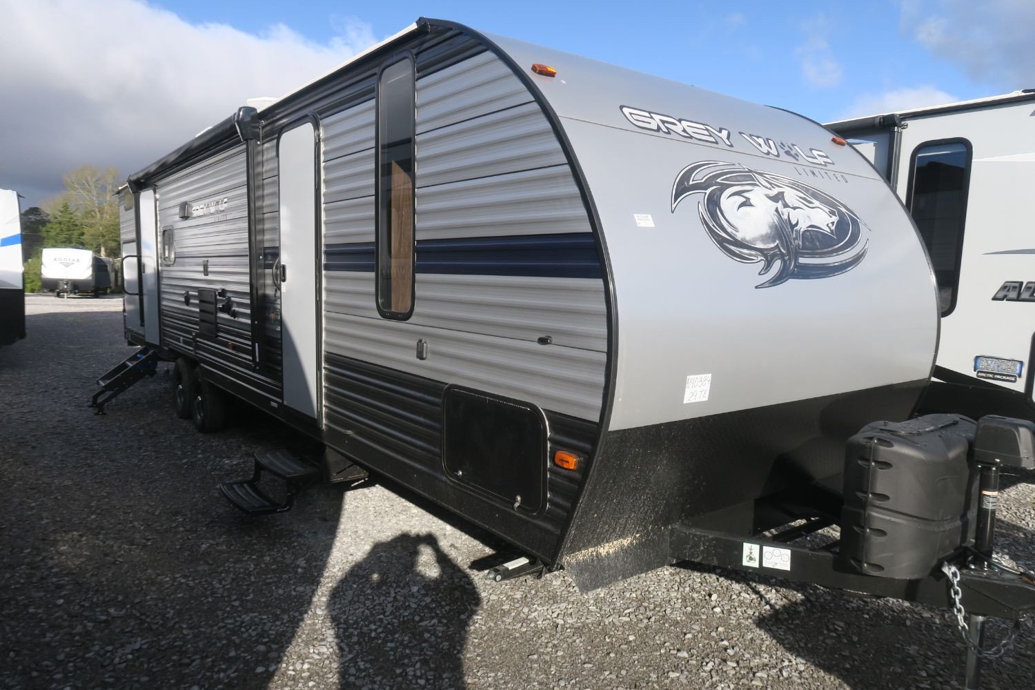 NEW 2019 CHEROKEE GREY WOLF 29TE - Overview | Berryland Campers