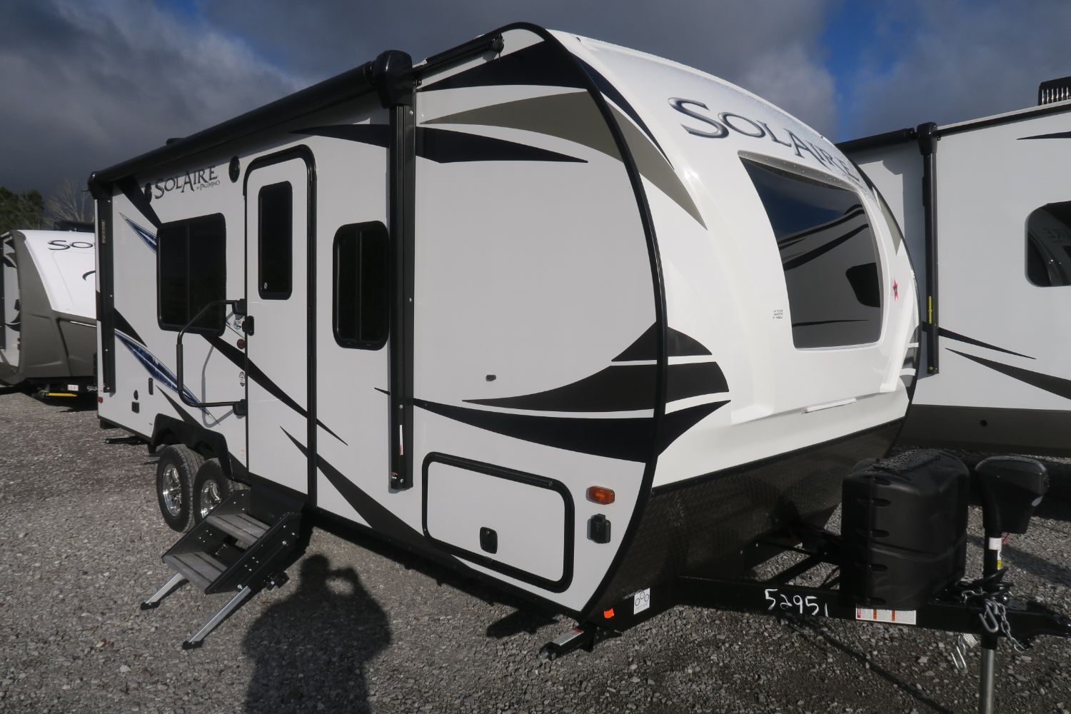 NEW 2019 SOLAIRE 202RB - Overview | Berryland Campers