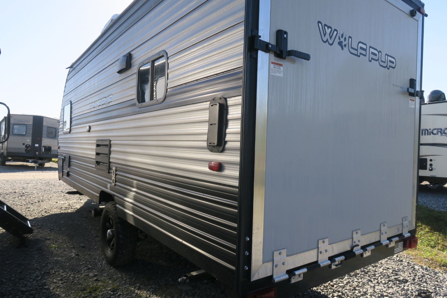 NEW 2019 CHEROKEE WOLF PUP 18RJB Overview Berryland Campers