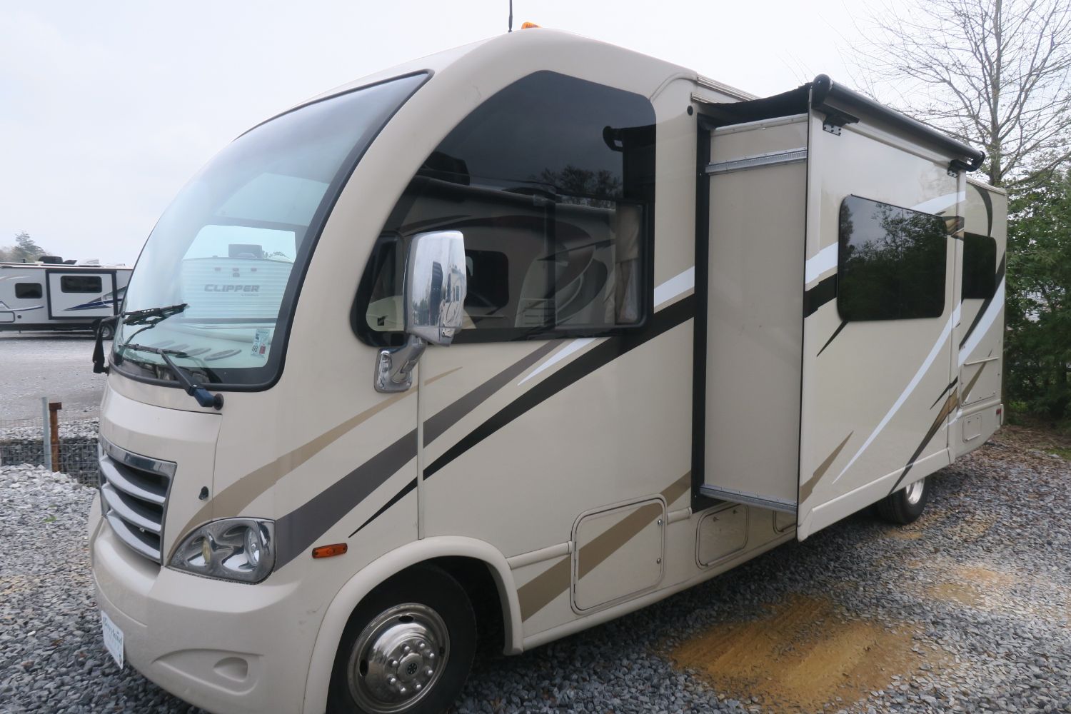 USED 2017 AXIS 25.4 Overview Berryland Campers