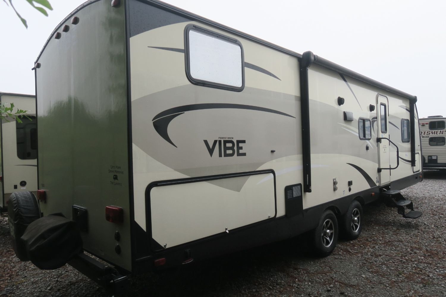 USED 2017 VIBE 272BHS Overview Berryland Campers