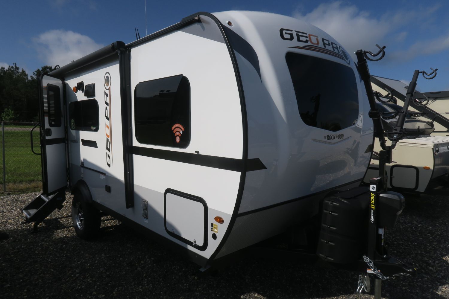 NEW 2020 ROCKWOOD GEO PRO 19FBS - Overview | Berryland Campers