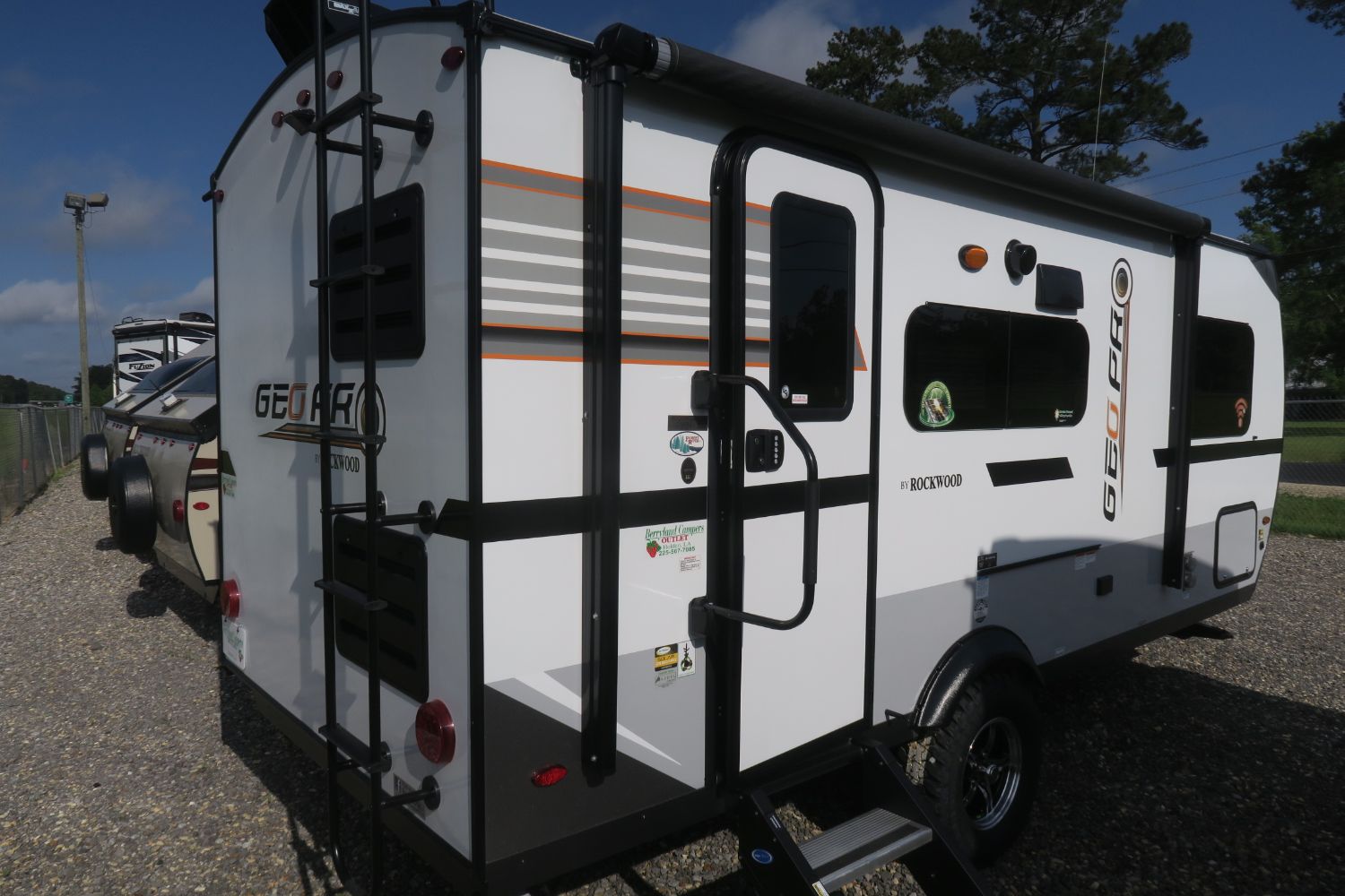 NEW 2020 ROCKWOOD GEO PRO 19FBS Overview Berryland Campers