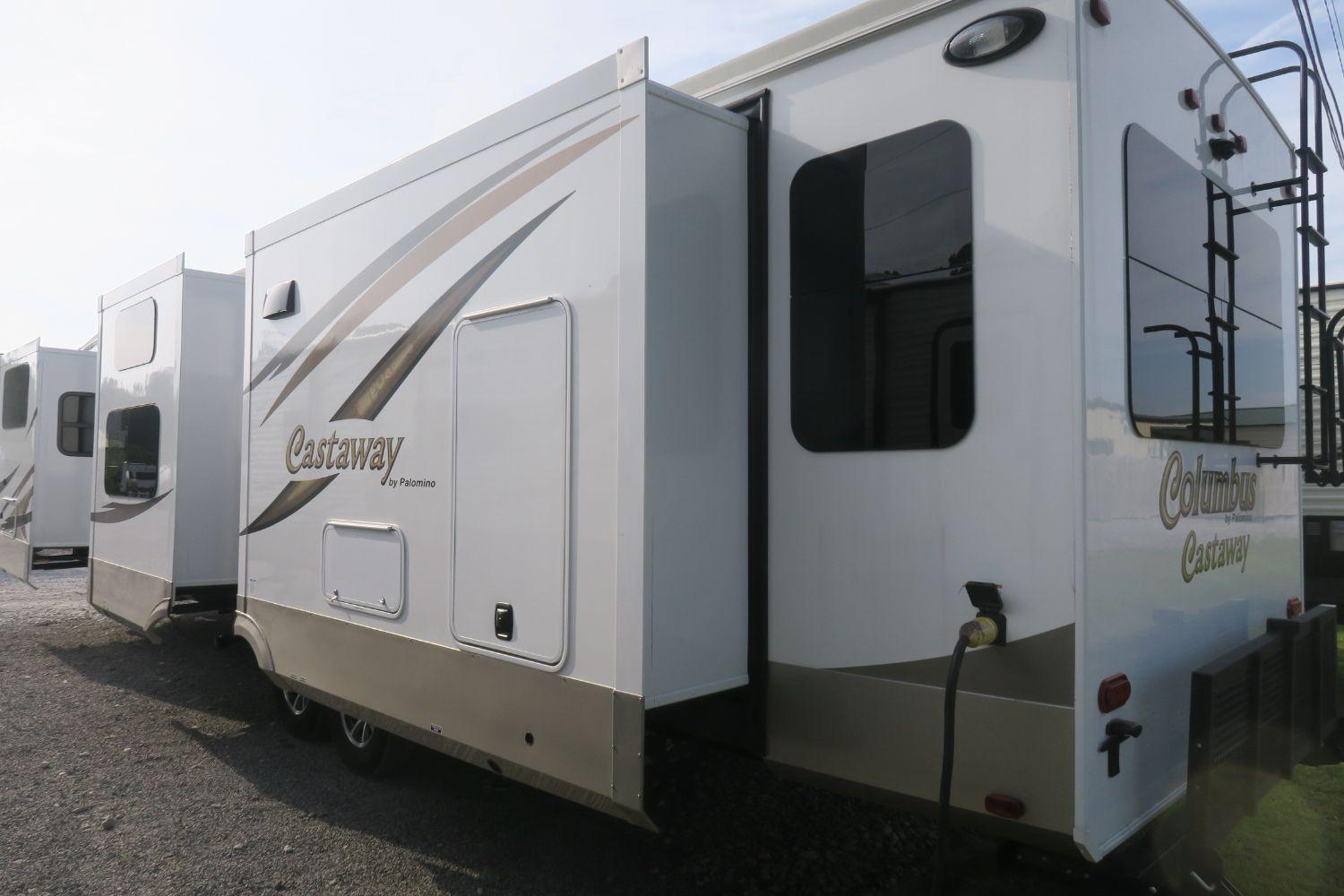 NEW 2019 COLUMBUS CASTAWAY 77MB - Overview | Berryland Campers