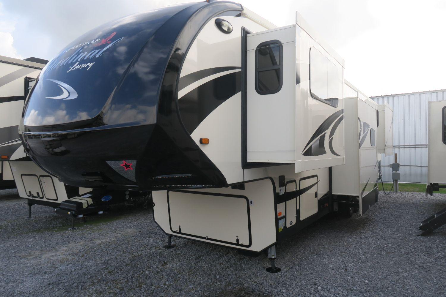 2020 Forest River Cardinal Luxury Fifth Wheel 3700flx