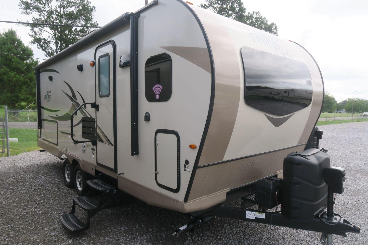 used-2019-rockwood-mini-lite-2506s-overview-berryland-campers