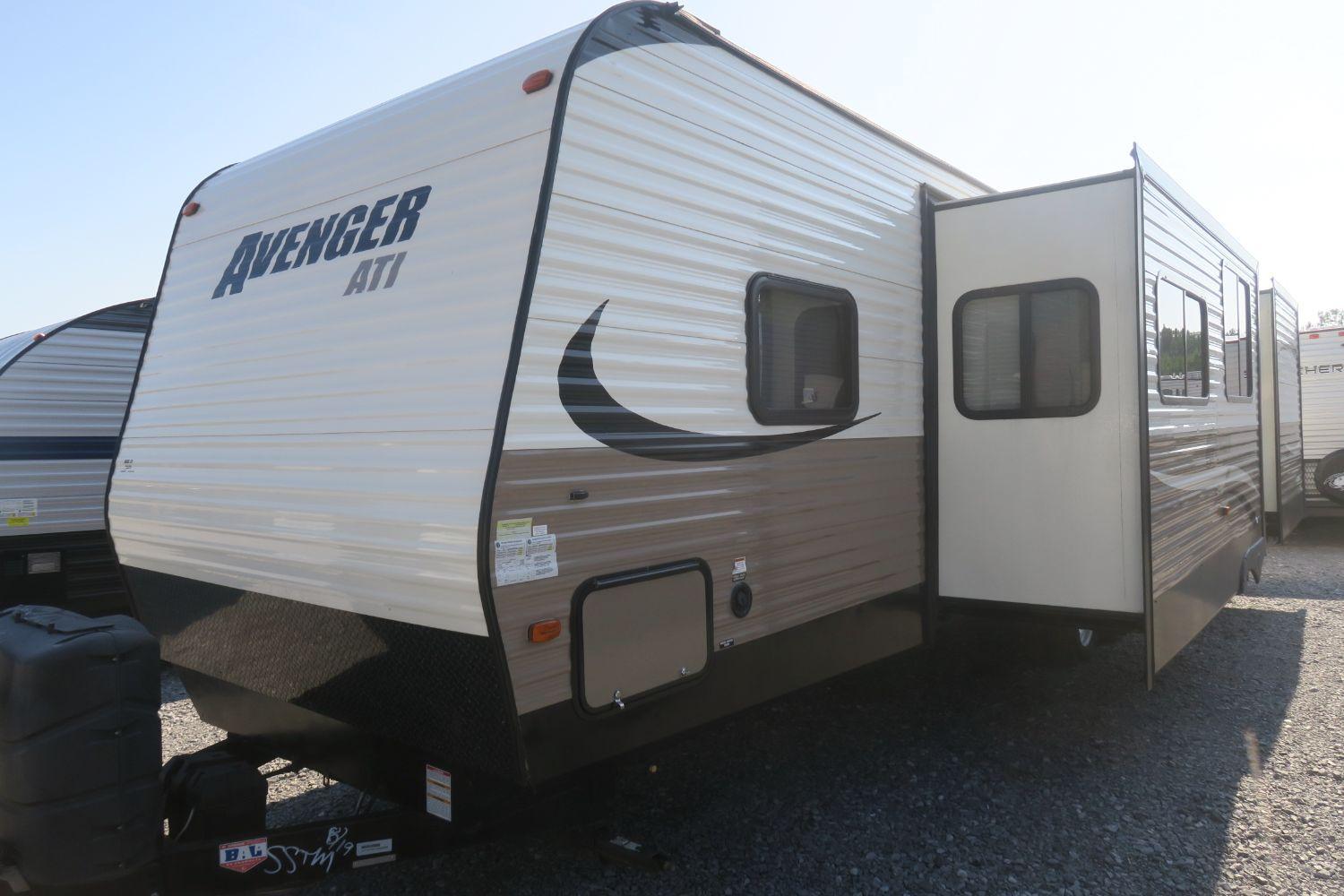 USED 2015 AVENGER 32BBS Overview Berryland Campers