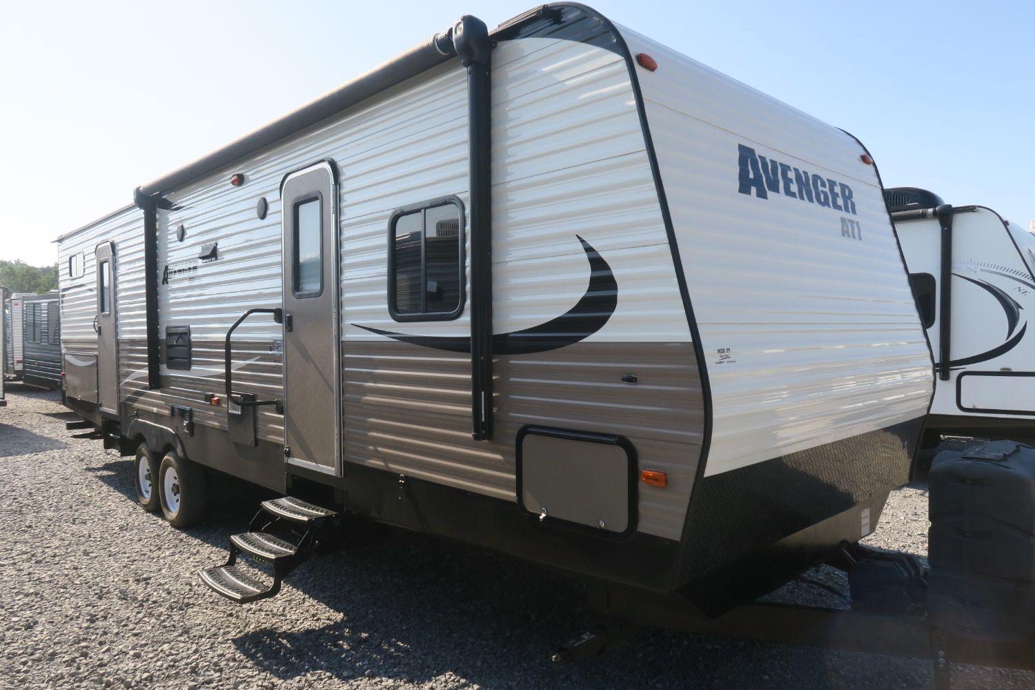 USED 2015 AVENGER 32BBS Overview Berryland Campers