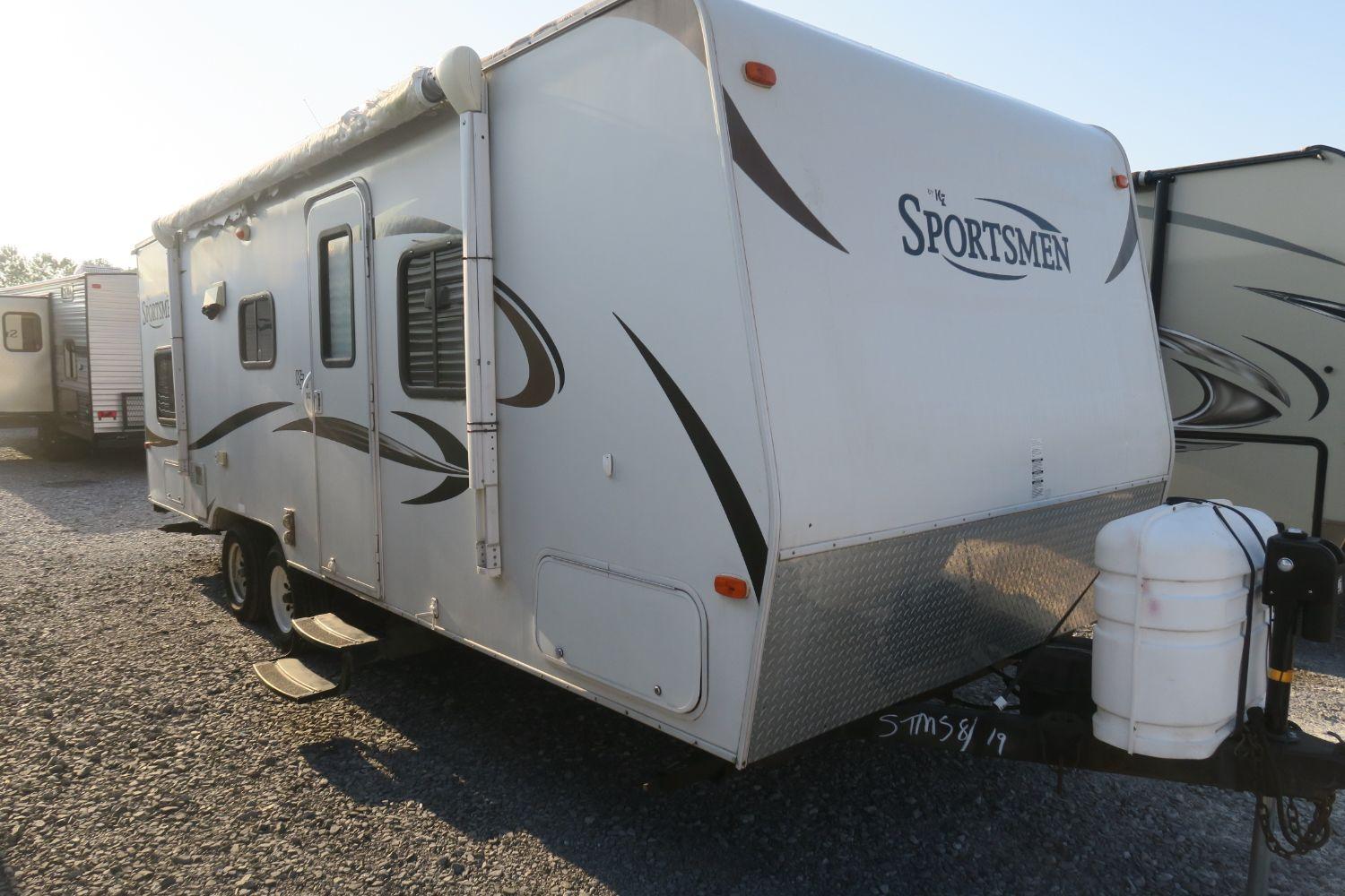 USED 2012 SPORTSMAN 242BH Overview Berryland Campers