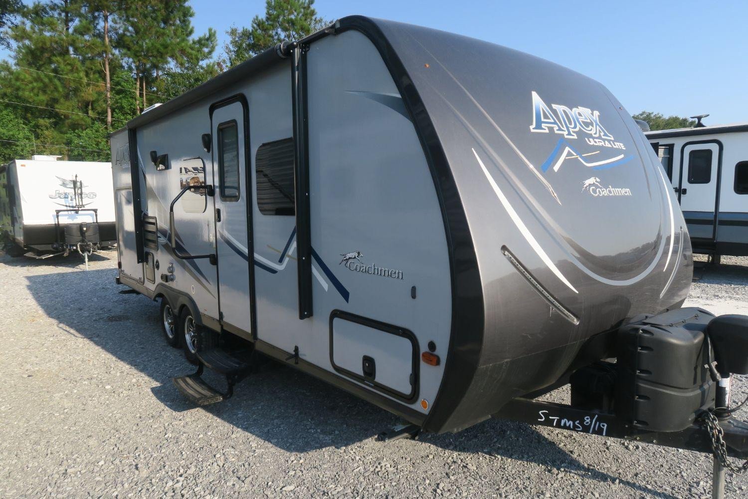 USED 2018 APEX 215RBK - Overview | Berryland Campers