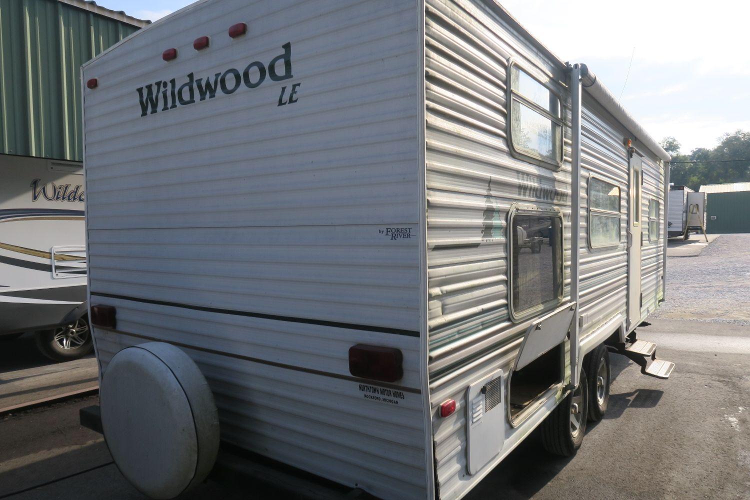 USED 2003 WILDWOOD 26BH Overview Berryland Campers