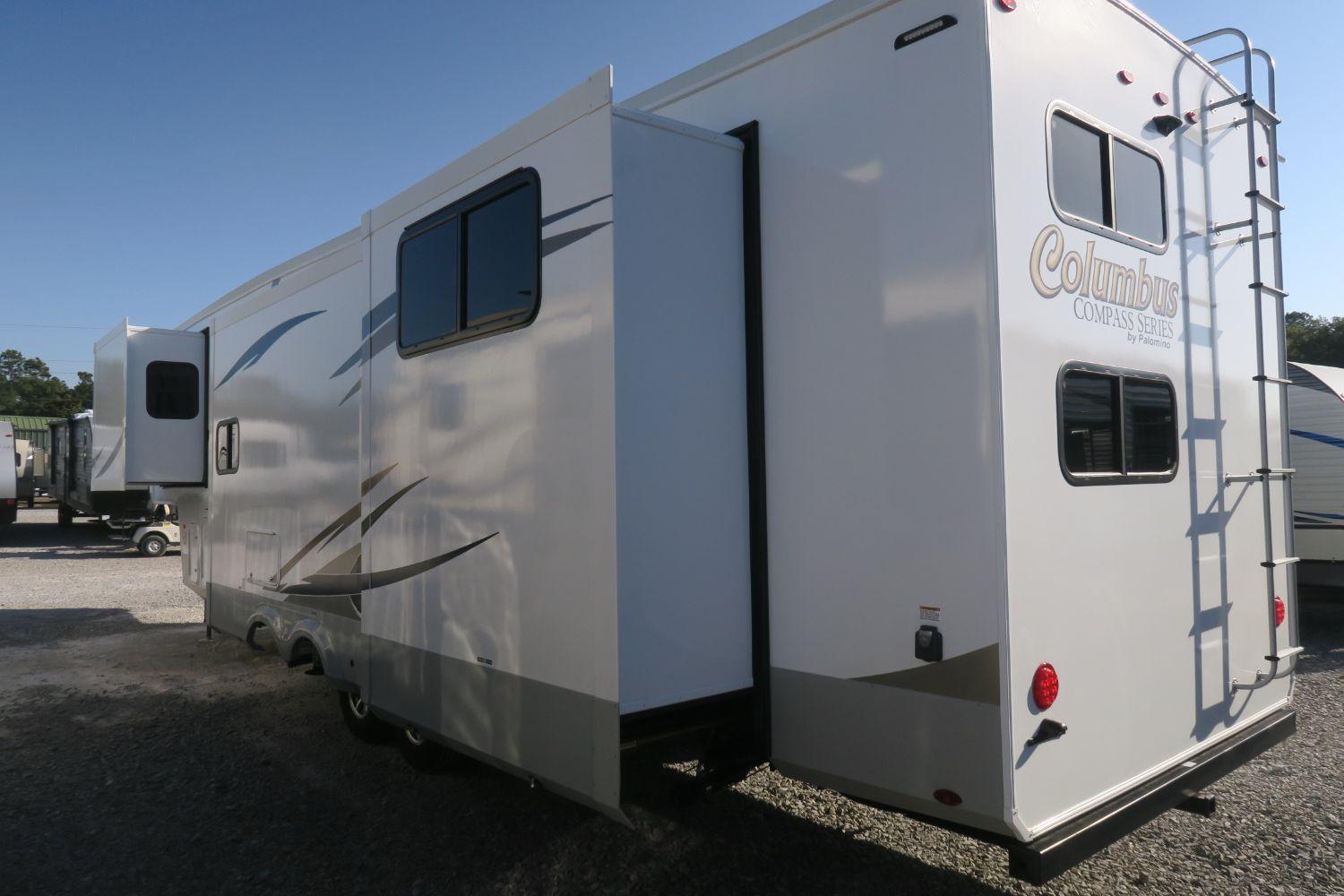 NEW 2020 COLUMBUS COMPASS 374BHC Overview Berryland Campers