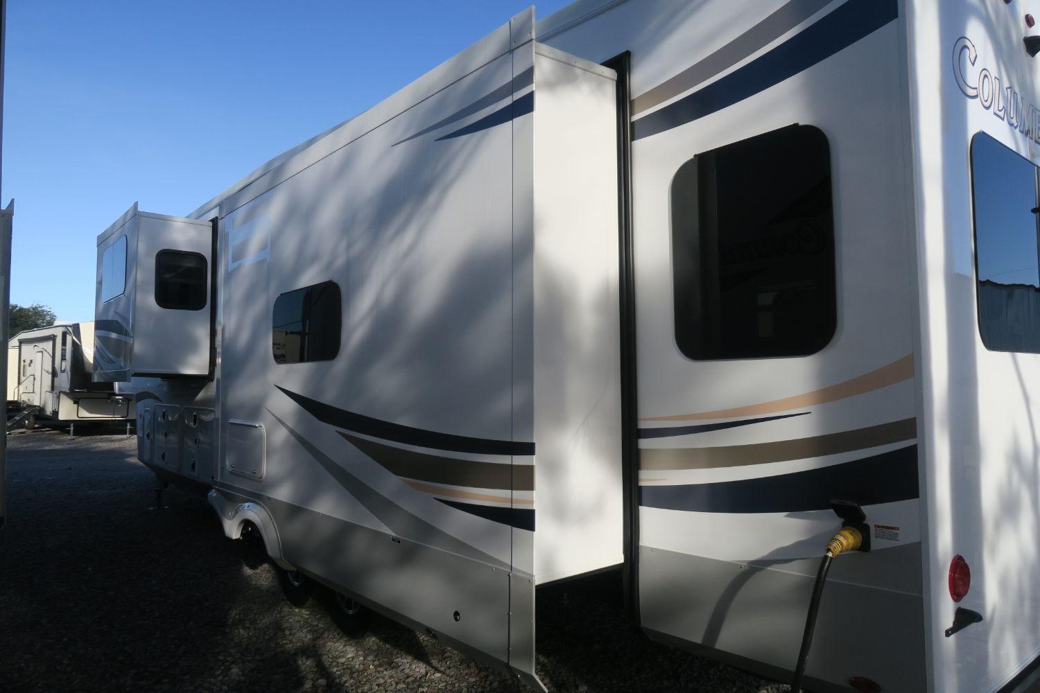 NEW 2020 COLUMBUS 382FB Overview Berryland Campers