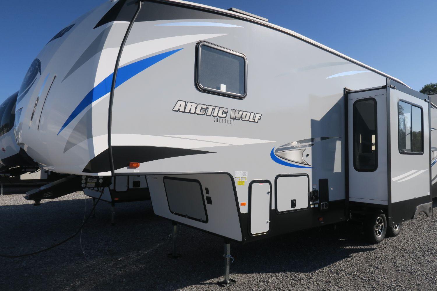 NEW 2020 CHEROKEE ARCTIC WOLF 311ML - Overview | Berryland Campers