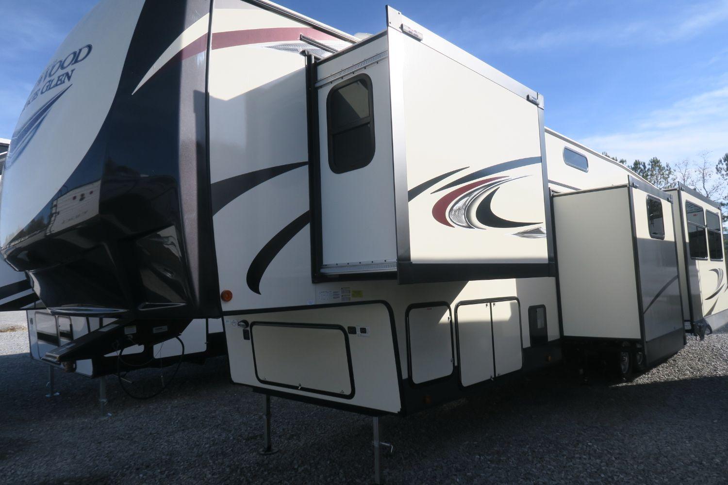 NEW 2020 WILDWOOD HERITAGE GLEN LTZ 370BL - Overview | Berryland Campers