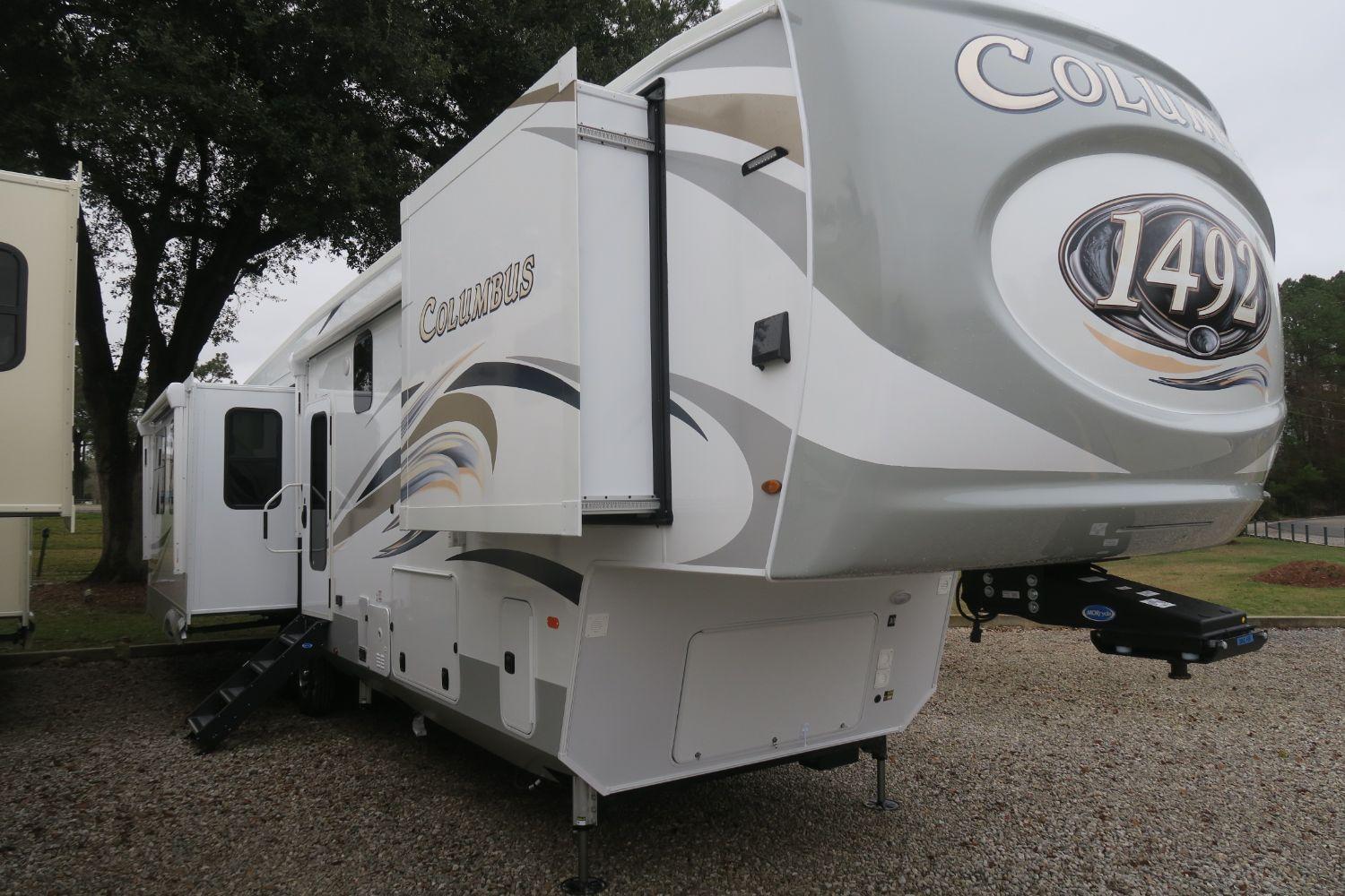 NEW 2020 COLUMBUS 1492 382FB Overview Berryland Campers