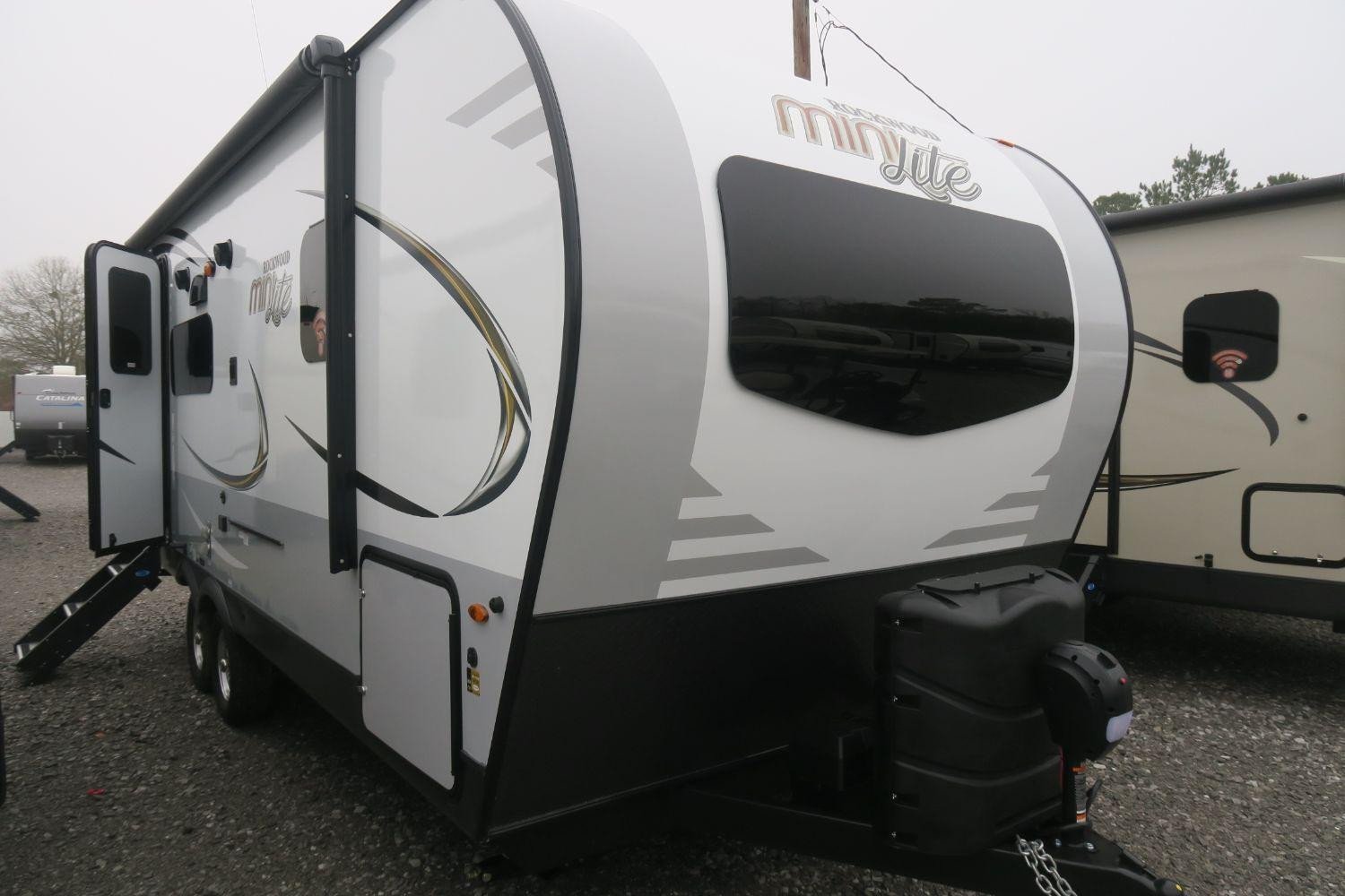 NEW 2020 ROCKWOOD MINI LITE 2205S - Overview | Berryland Campers