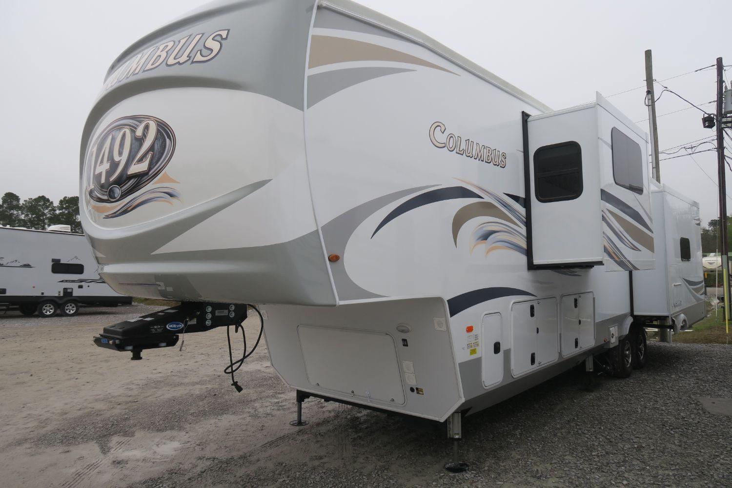 NEW 2020 COLUMBUS 1492 382FB Overview Berryland Campers