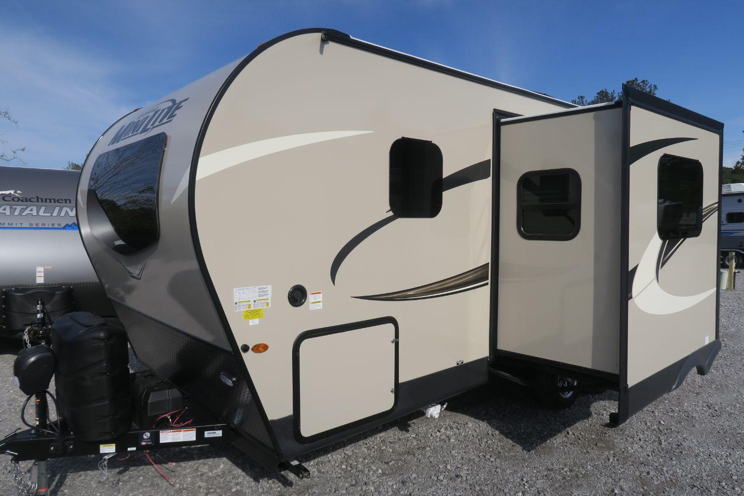 NEW 2020 ROCKWOOD MINI LITE 2205S - Overview | Berryland Campers