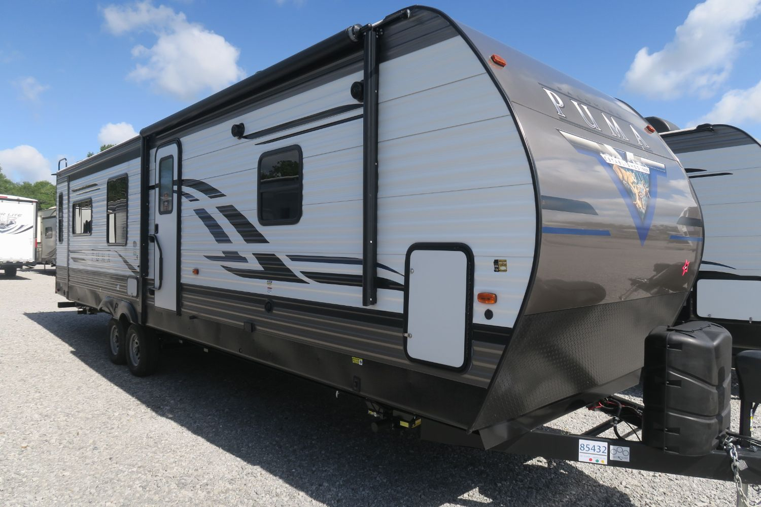 NEW 2021 PUMA 31RLQS - Overview | Berryland Campers