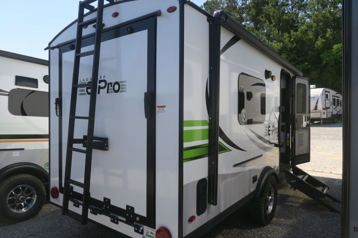 NEW 2021 FLAGSTAFF EPRO 19TH Overview Berryland Campers