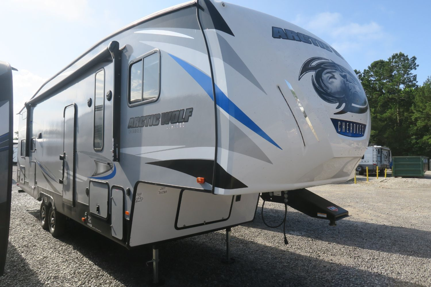 NEW 2021 CHEROKEE ARCTIC WOLF 287BH - Overview | Berryland Campers