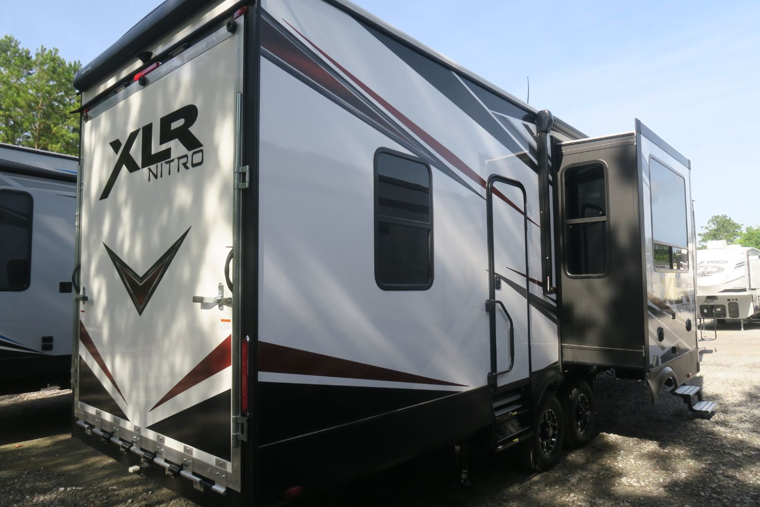 NEW 2021 XLR NITRO 321 - Overview | Berryland Campers