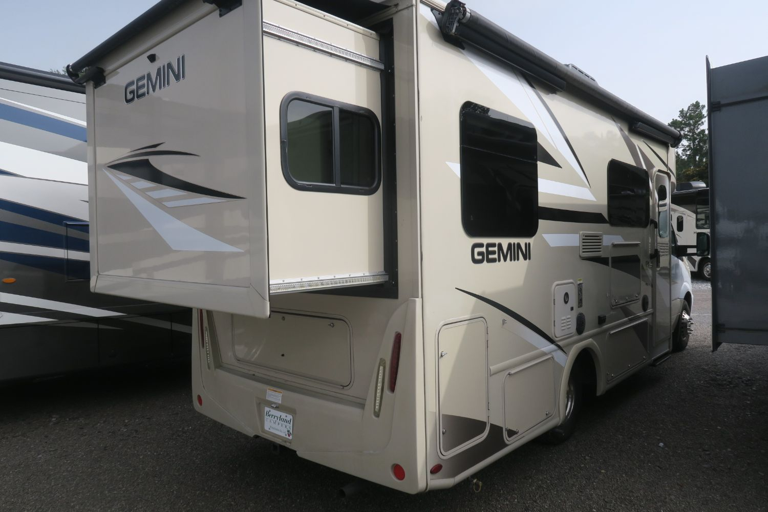 USED 2018 GEMINI 24TX Overview Berryland Campers