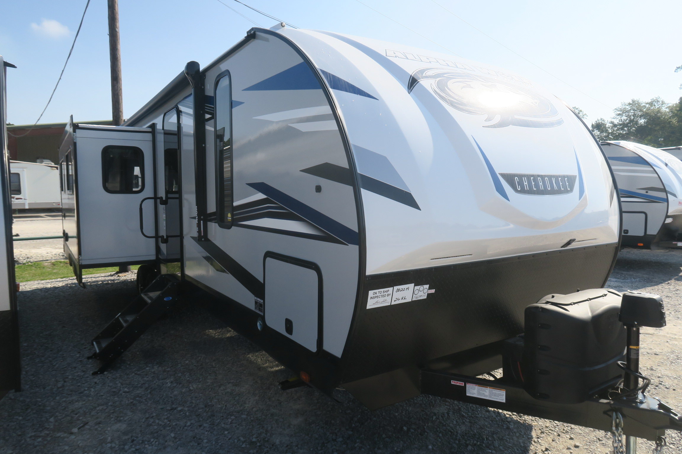 NEW 2021 CHEROKEE ALPHA WOLF 26RL - Overview | Berryland Campers