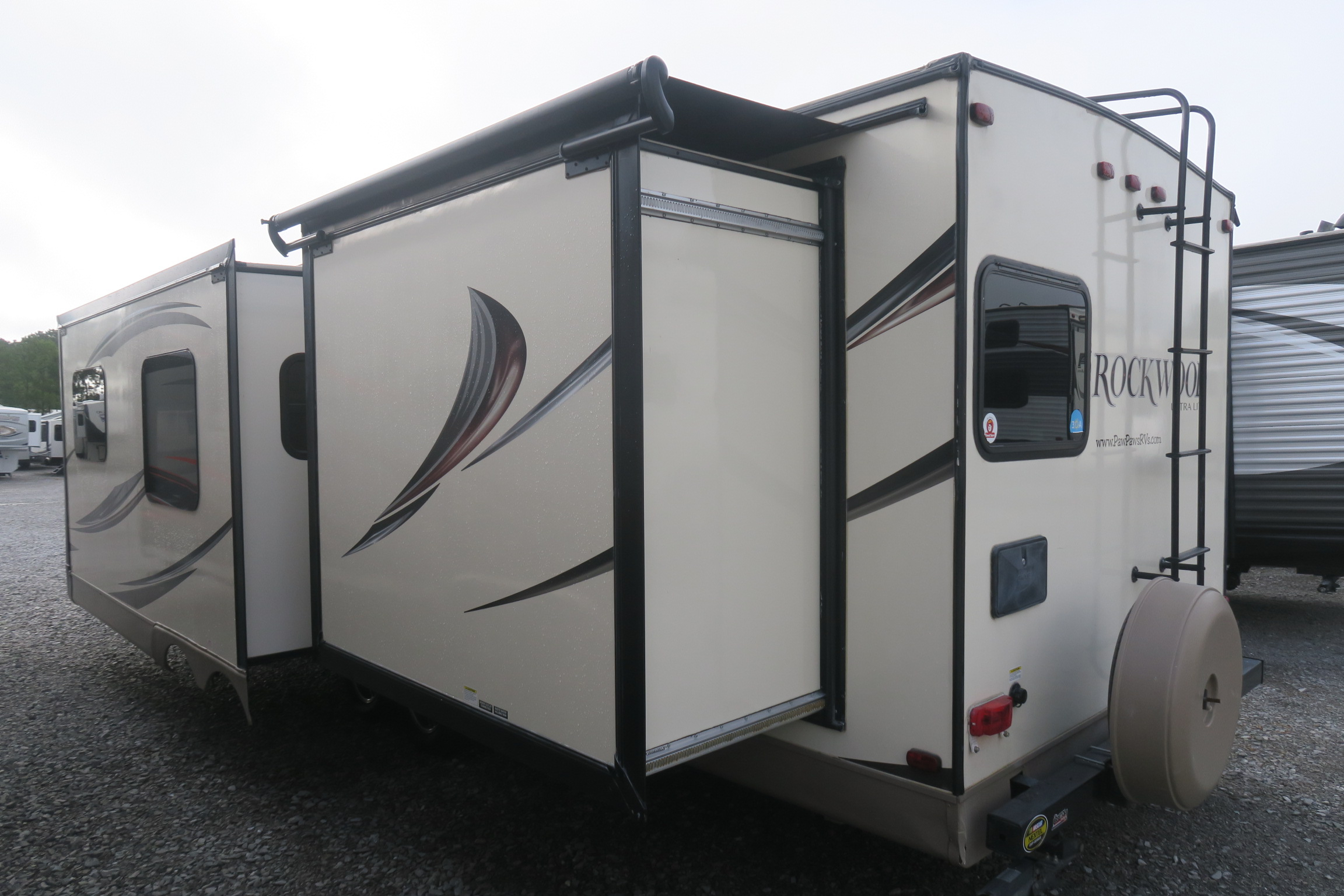 USED 2015 ROCKWOOD ULTRA LITE 2910TS Overview Berryland Campers