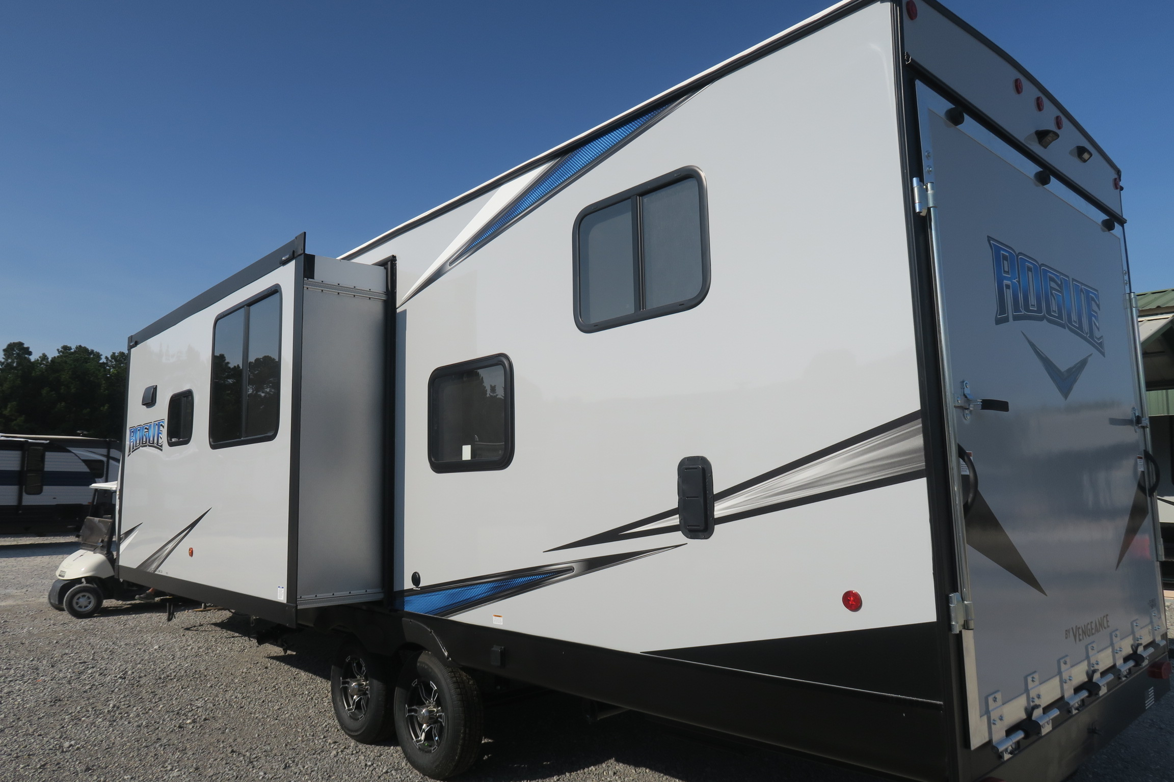 NEW 2021 VENGEANCE ROGUE 29KS Overview Berryland Campers