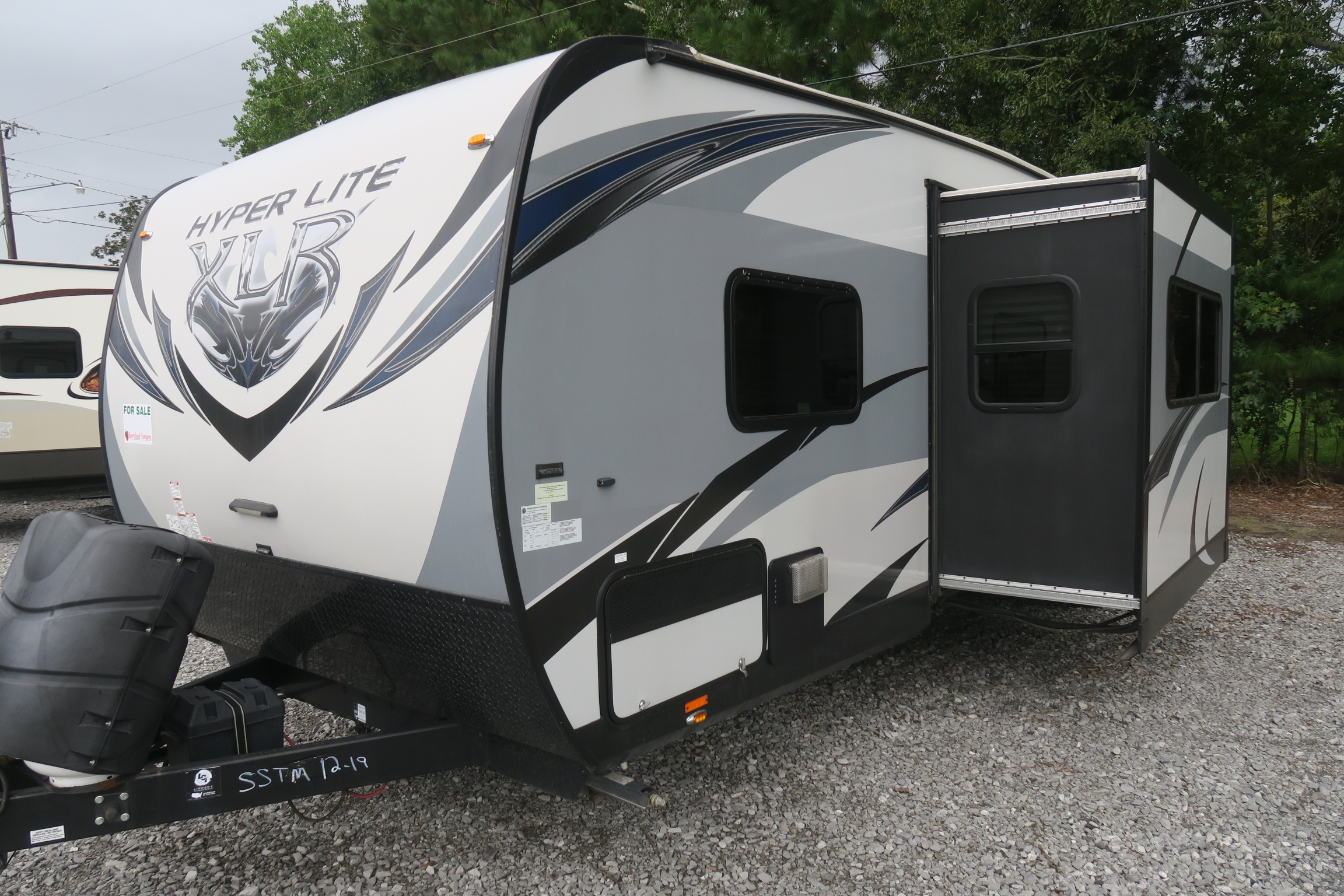 USED 2017 XLR HYPERLITE 30HDS Overview Berryland Campers