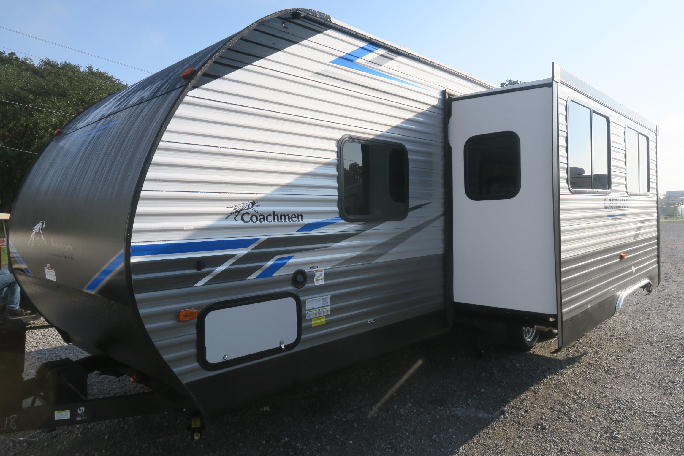 NEW 2021 CATALINA LEGACY EDITION 263BHSCKLE Overview Berryland Campers