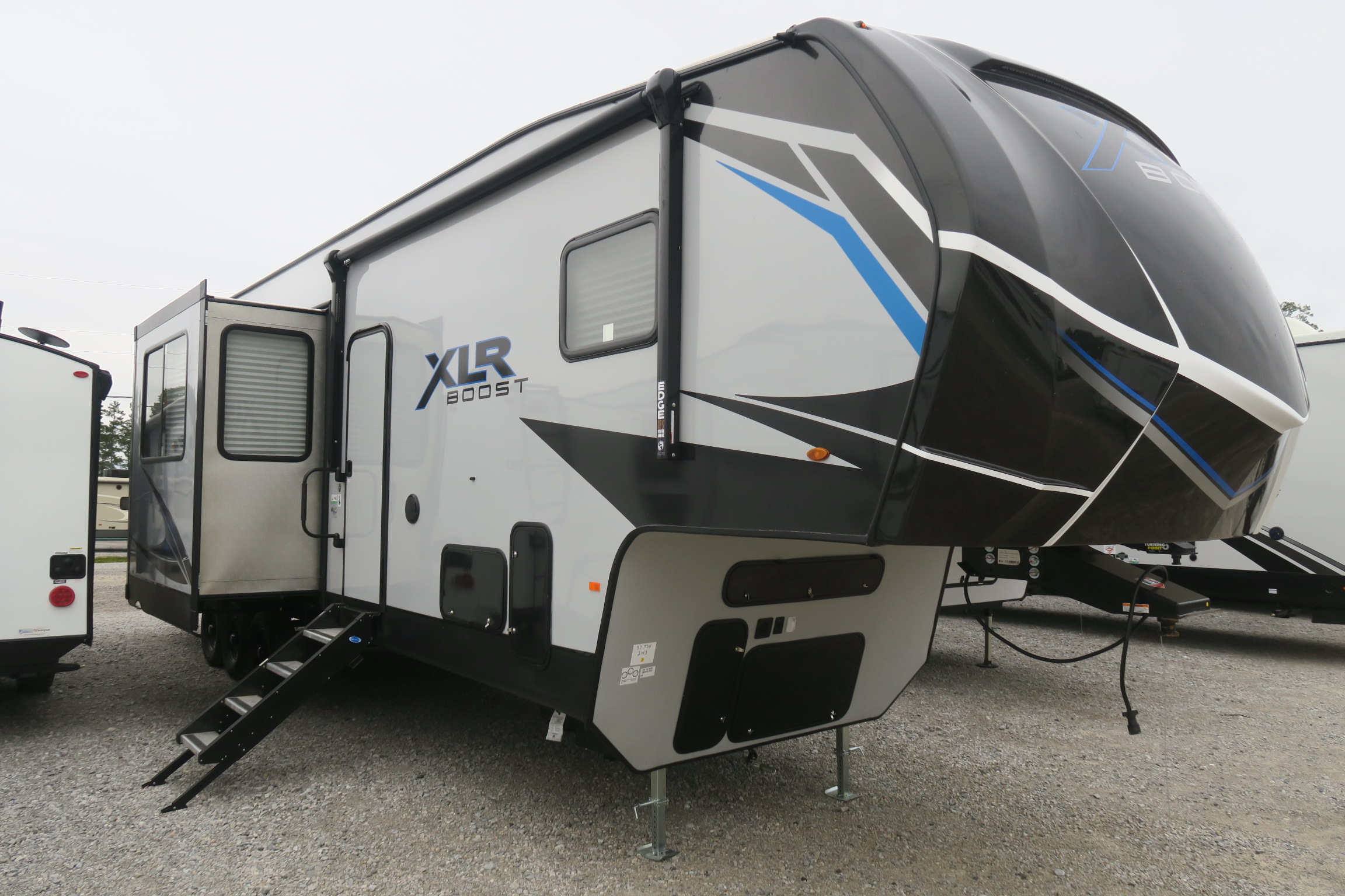 NEW 2021 XLR BOOST 37TSX - Overview | Berryland Campers