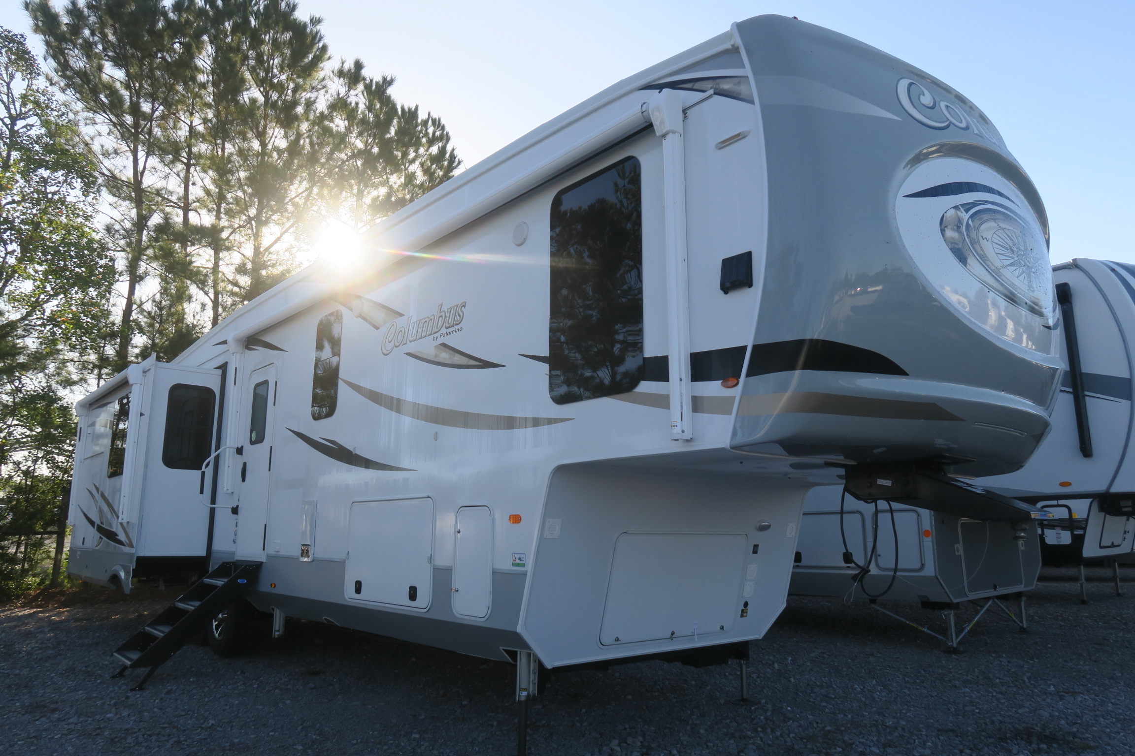 NEW 2021 COLUMBUS 378MBC Overview Berryland Campers