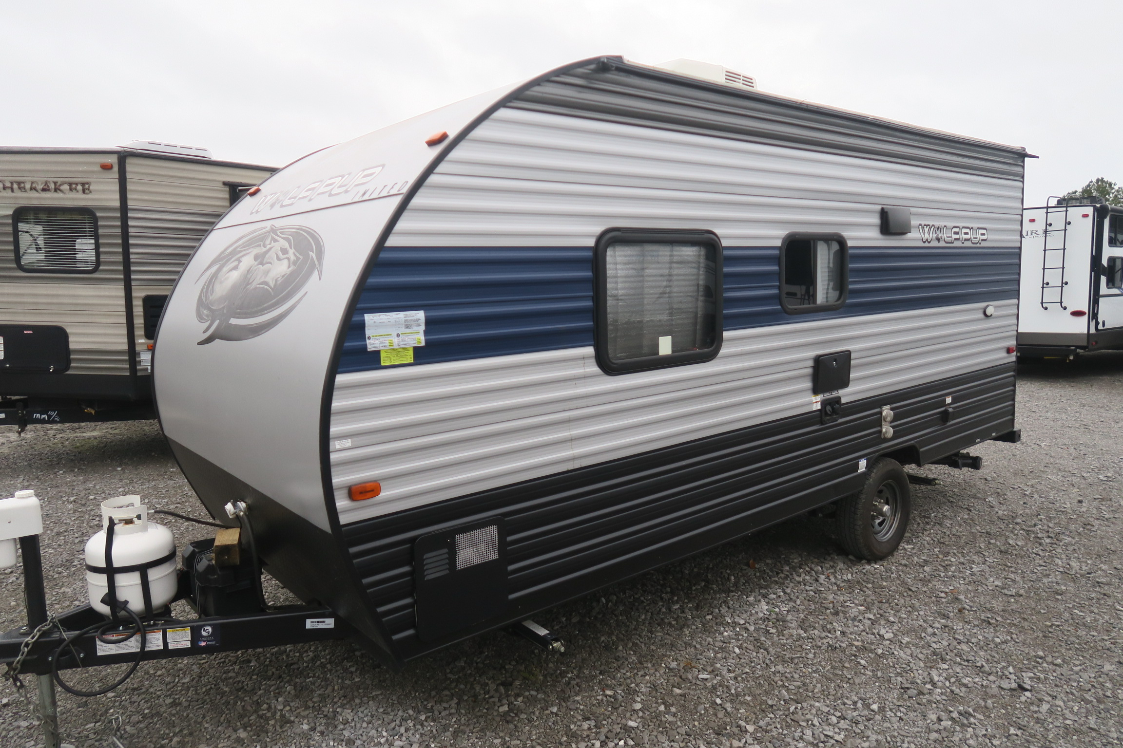 USED 2020 CHEROKEE WOLF PUP 16FQ-D - Overview | Berryland Campers