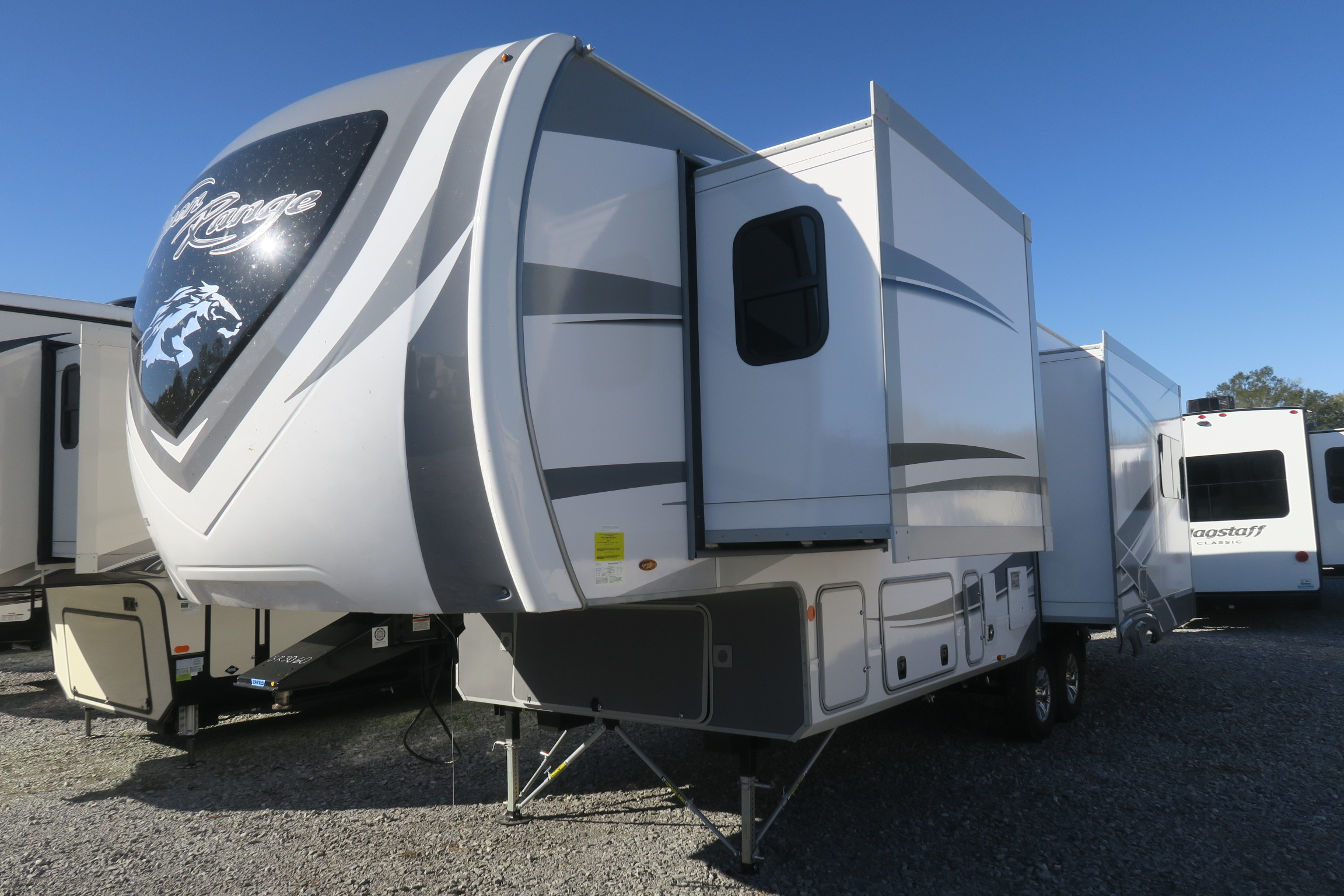 NEW 2021 OPEN RANGE 284RLS - Overview | Berryland Campers