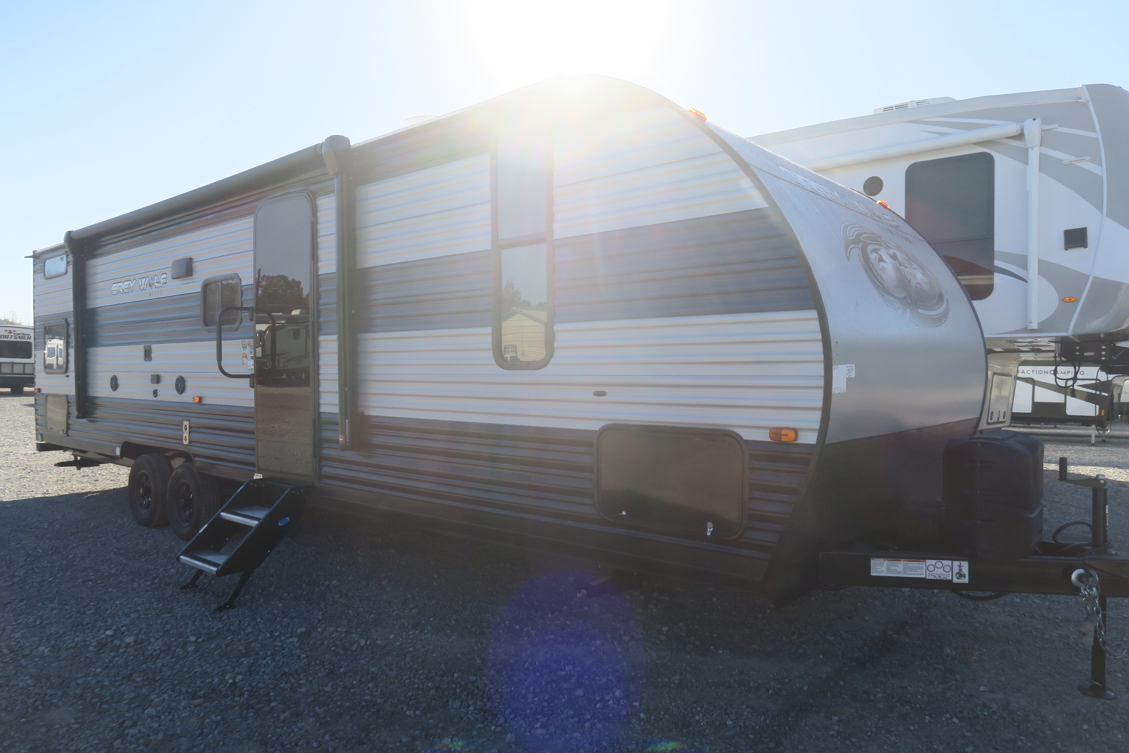 NEW 2021 CHEROKEE GREY WOLF 28DT Overview Berryland Campers
