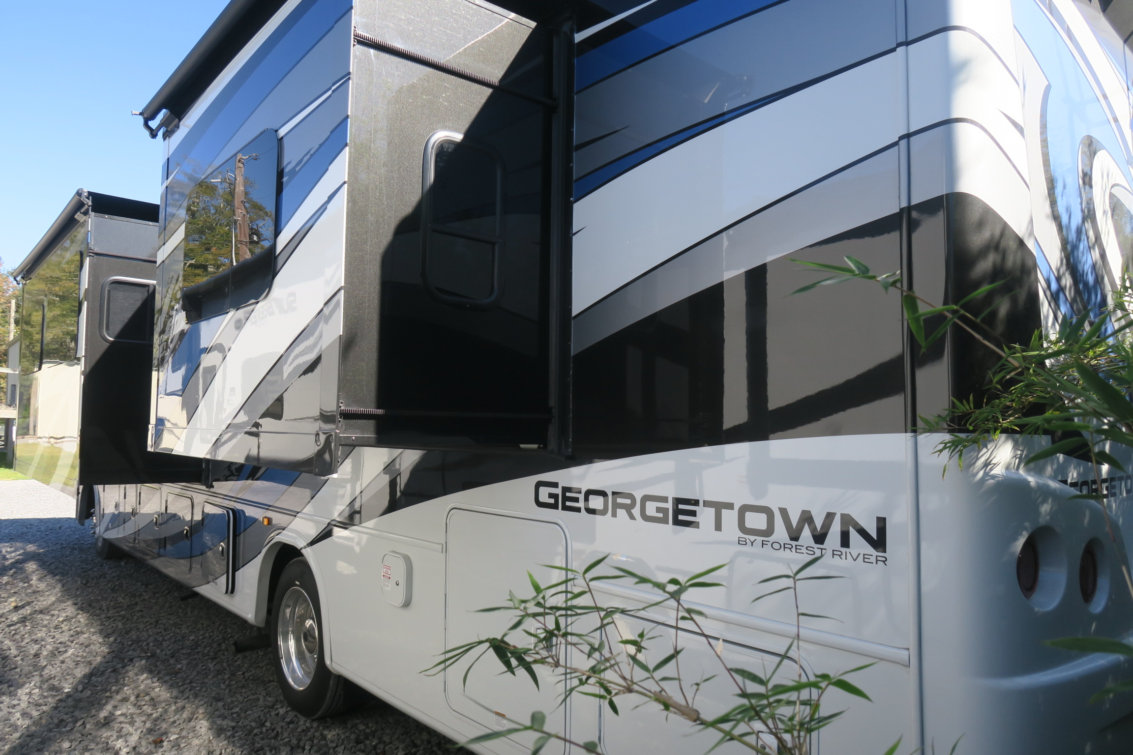 NEW 2021 GEORGETOWN 5 SERIES GT5 36B - Overview | Berryland Campers