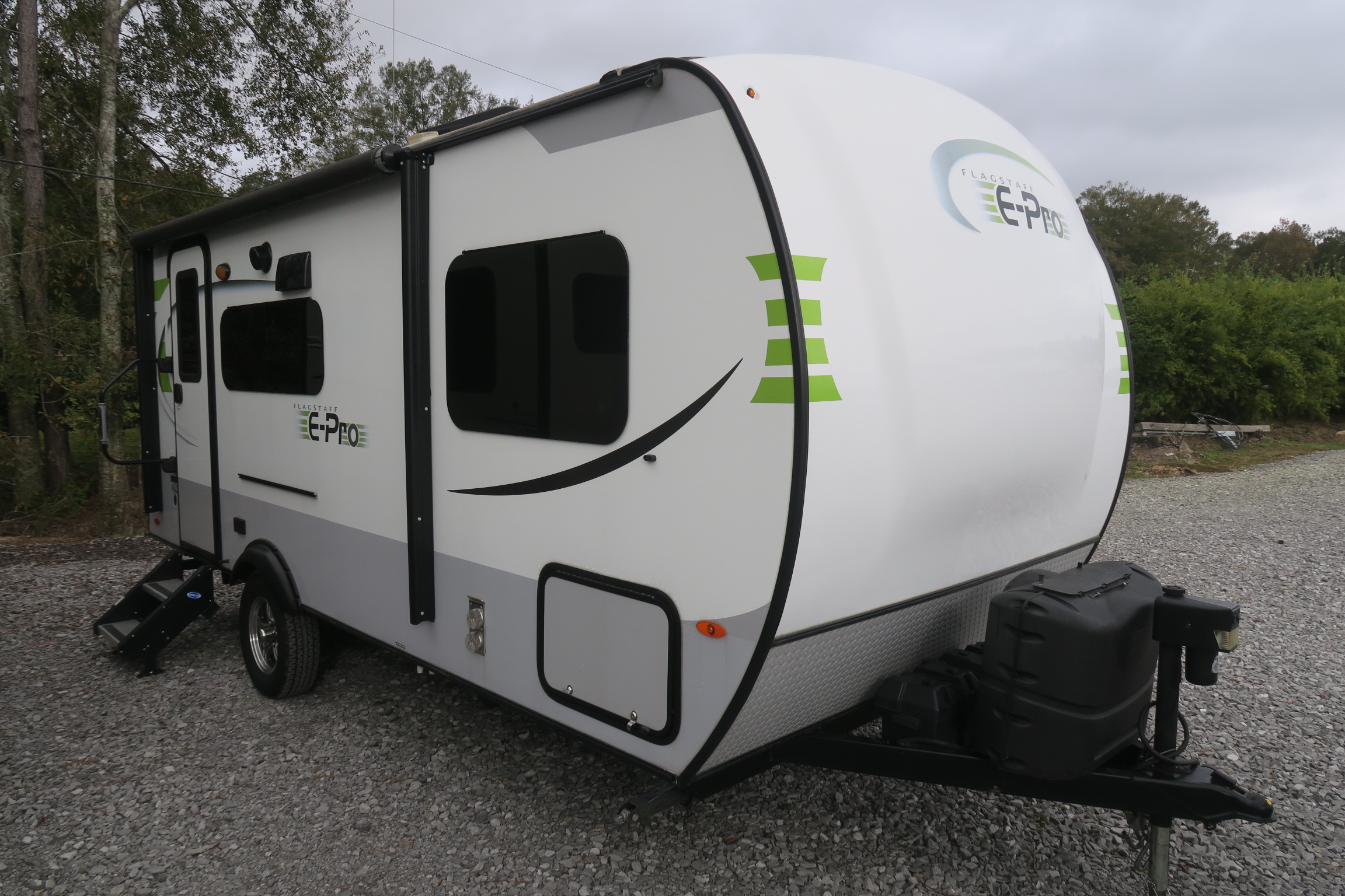 USED 2018 FLAGSTAFF EPRO 19FBS Overview Berryland Campers