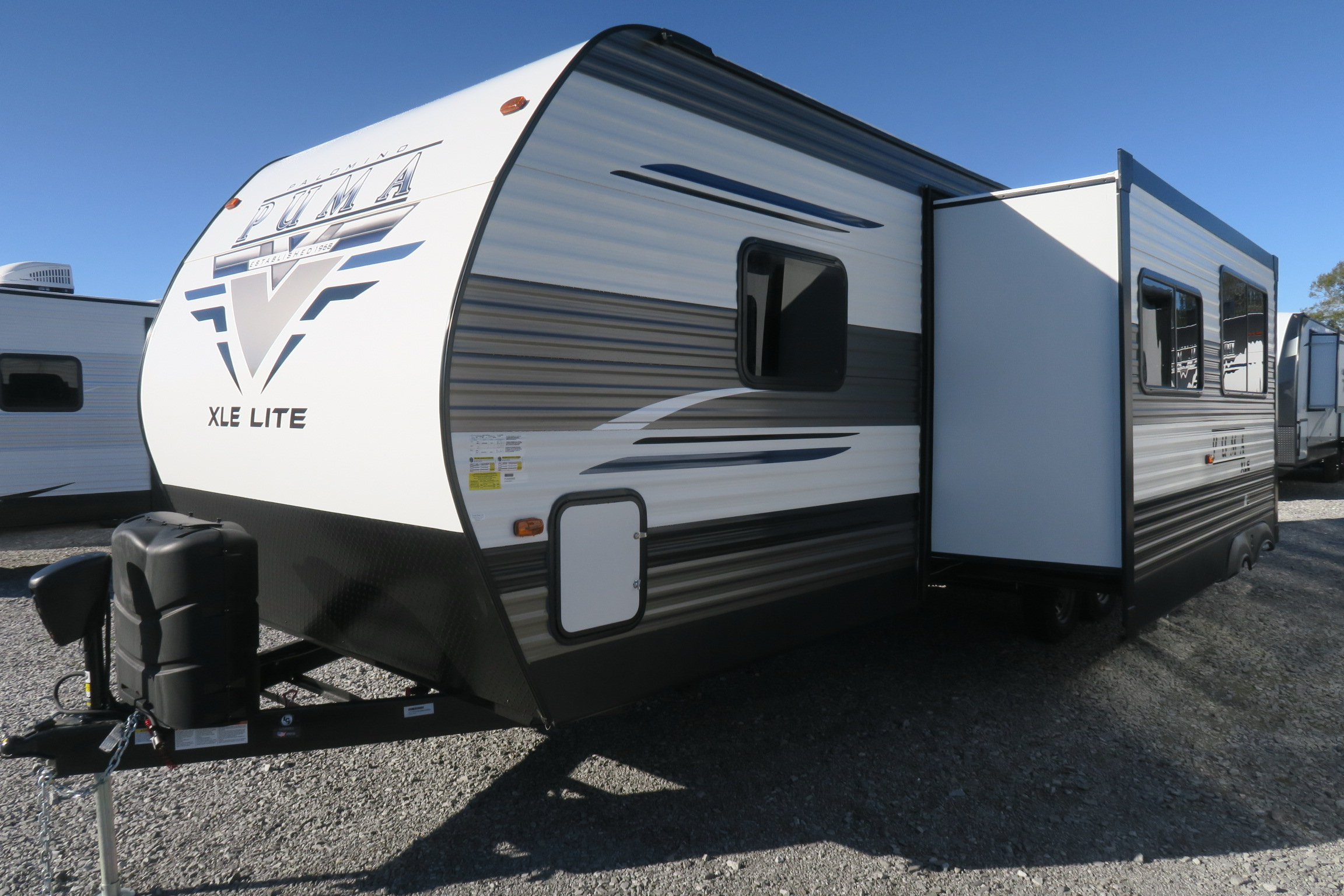 NEW 2021 PUMA XLE LITE 30DBSC - Overview | Berryland Campers