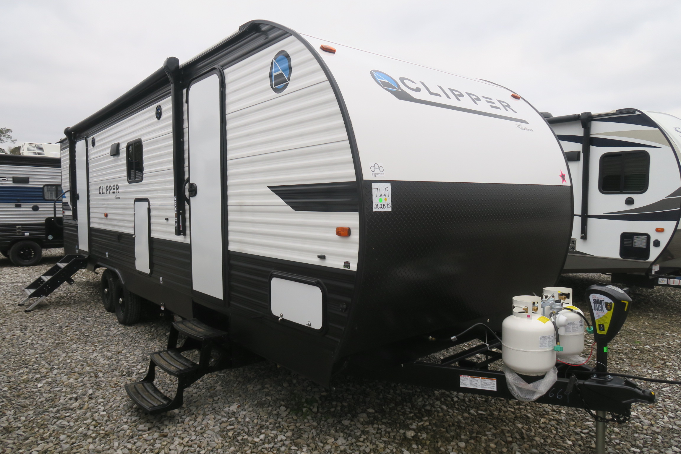 NEW 2021 CLIPPER 262BHS - Overview | Berryland Campers