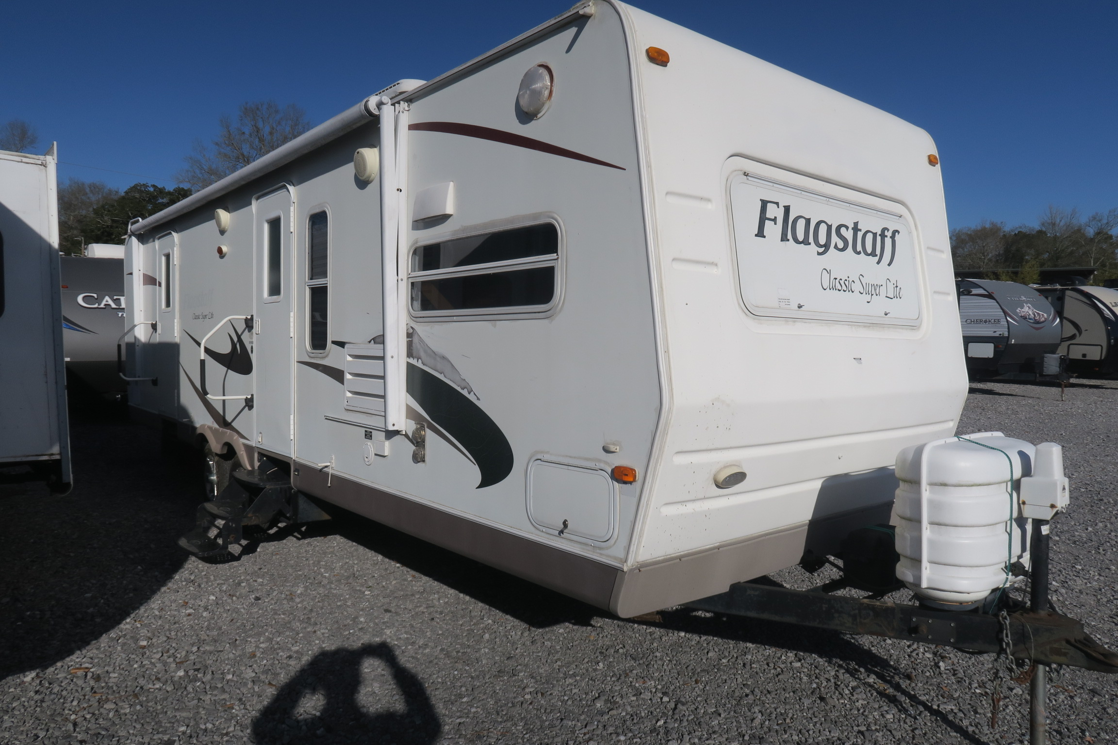 USED 2009 FLAGSTAFF CLASSIC 831FKBSS Overview Berryland Campers