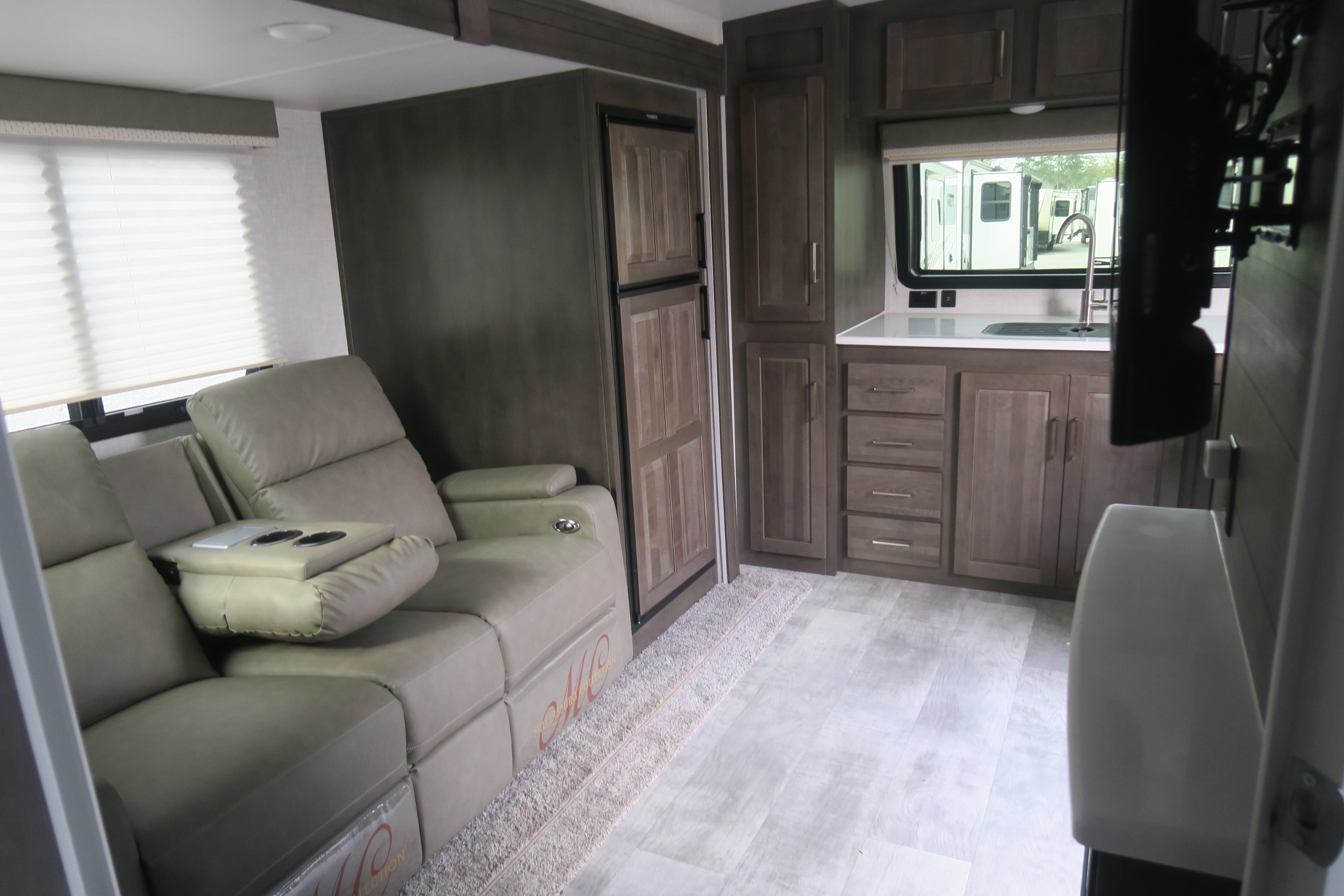 NEW 2021 ROCKWOOD MINI LITE 2516S Overview Berryland Campers