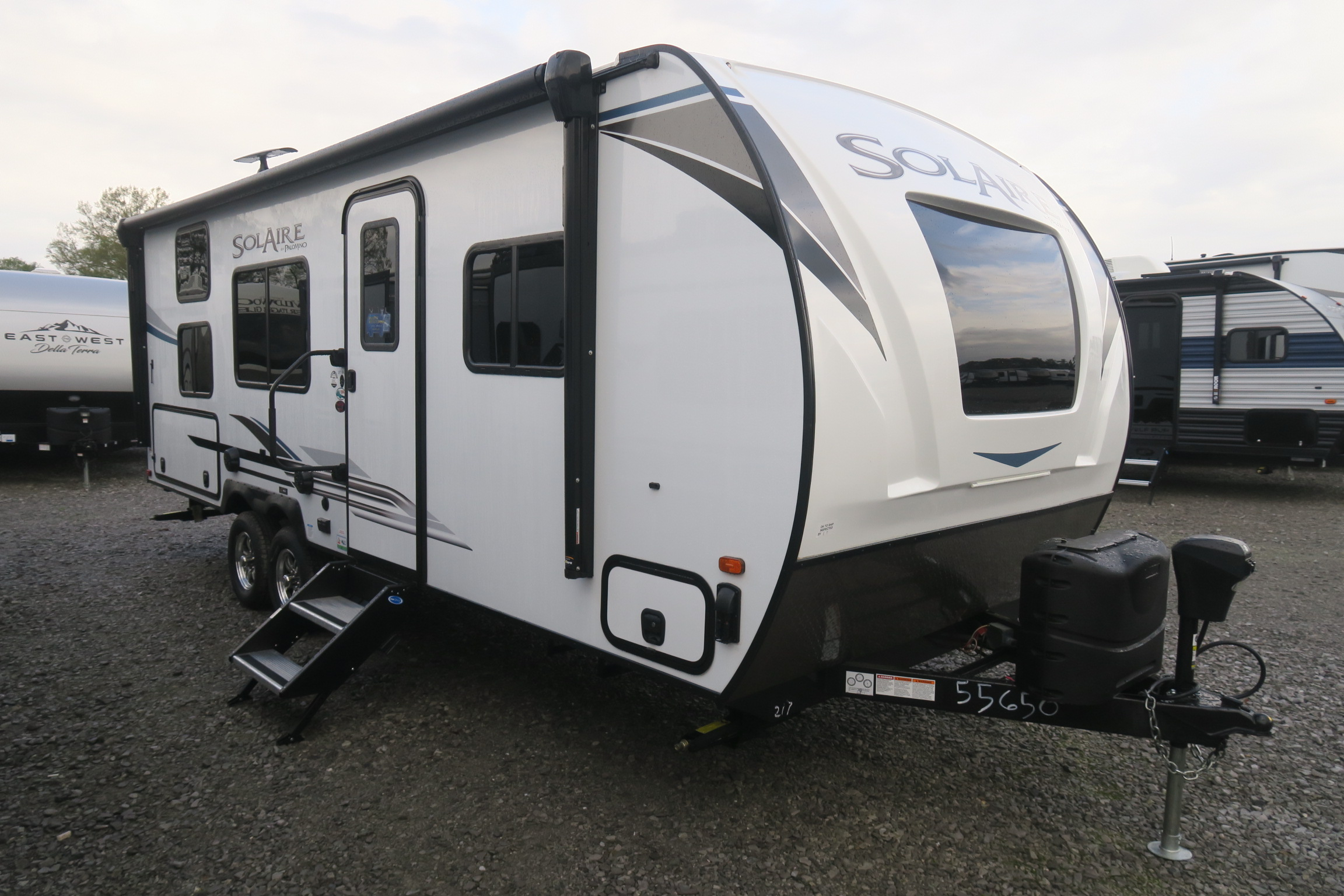 NEW 2021 SOLAIRE 217BH - Overview | Berryland Campers